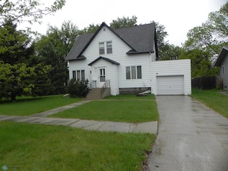 372 8th Ave N, Casselton, ND 58012