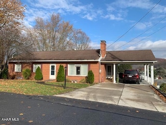 170 Fallow Field Dr, Bedford, PA 15522