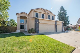 1117 Woodflower Ct, Galt, CA 95632