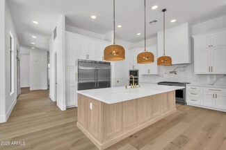 3461 E Indigo Cir Unit 156, Mesa, AZ 85213