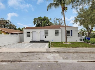 345 NW 44th St, Miami, FL 33127