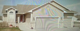 1423 Chestnut Ct, Halstead, KS 67056