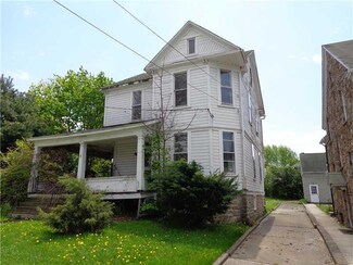 323 W Patriot St, Somerset, PA 15501