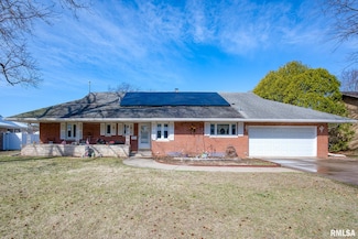 3401 N Bigelow St, Peoria, IL 61604
