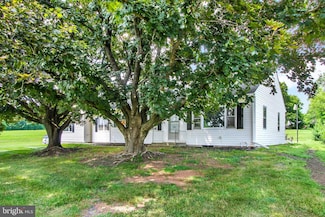 149 W Hanover St, Biglerville, PA 17307