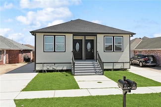 9025 27 Titan Dr, Chalmette, LA 70043