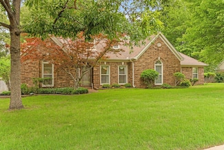300 Morton Rd, Collierville, TN 38017