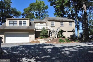 63 Center Rd, Earleville, MD 21919