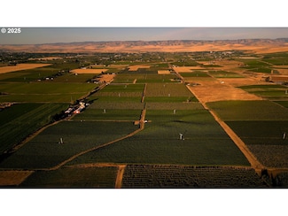 83996 Edwards Rd, Milton Freewater, OR 97862