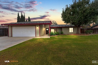 3313 Scottsbluff St, Bakersfield, CA 93312
