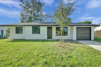 1117 SE Stewart Rd, Port Saint Lucie, FL 34952