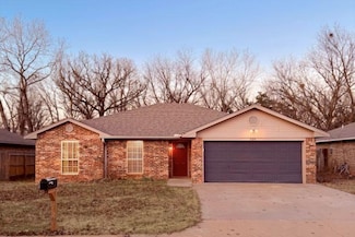 3124 E 2nd Ave, Stillwater, OK 74074