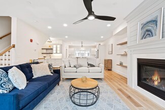 50 Cate St Unit 22, Portsmouth, NH 03801