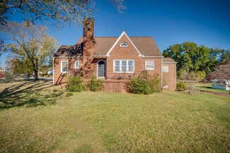 303 Grandview St, Church Hill, TN 37642