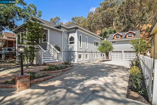 80 Canyon Lake Dr, Port Costa, CA 94569