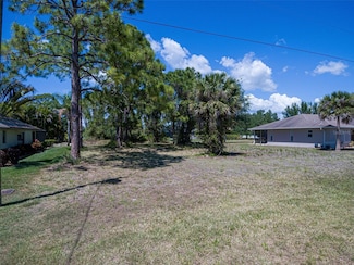 69 White Marsh Ln, Rotonda West, FL 33947