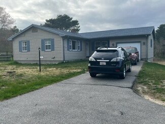 315 Cross Rd, North Dartmouth, MA 02747