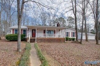 567 Starnes Loop Rd, Grant, AL 35747