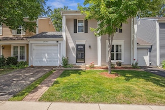 29W464 Butternut Ln, Warrenville, IL 60555