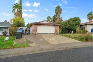 8277 Rhodora Ct, Orangevale, CA 95662