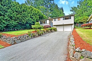 17629 Ashworth Ave N, Shoreline, WA 98133