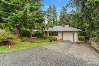 17512 Ashworth Ave N, Shoreline, WA 98133