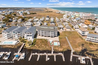 111 Florida Ave Unit 3, Carolina Beach, NC 28428