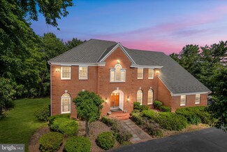 1163 Mill Garden Ct, Great Falls, VA 22066