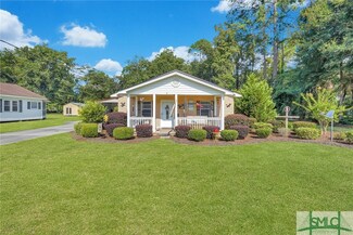 5 Walnut St, Bloomingdale, GA 31302