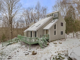 652 Roaring Brook Ln, Fleischmanns, NY 12430