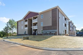 229 E Johnson Cir Unit B-303, Clarksville, TN 37040