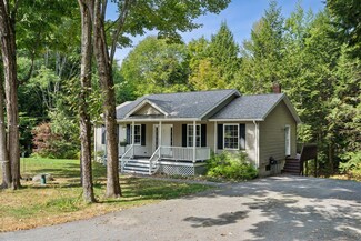 16 Balsam Ln, Gorham, ME 04038