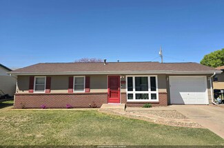 2519 General Hancock Rd, Hays, KS 67601