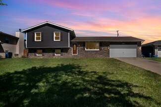 1400 W 97th Ave, Crown Point, IN 46307