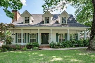 2211 Longhills Rd E, Benton, AR 72019