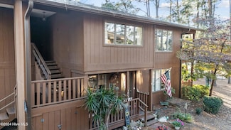 204 Fairway Ct Unit 204, Southern Pines, NC 28387