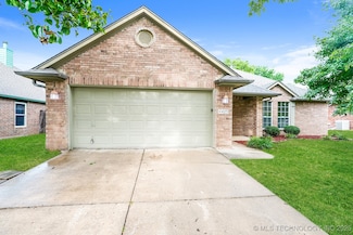 4425 S 198th Place E, Broken Arrow, OK 74014