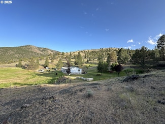 27028 Adam Rd, Canyoncity, OR 97820