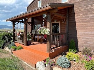 682 E River Rd, Pray, MT 59065