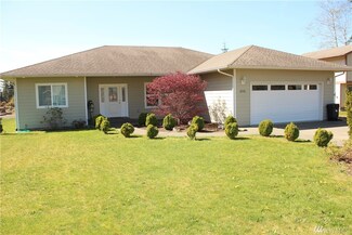 650 Klahndike Blvd, Forks, WA 98331