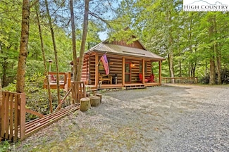 115 Old Chestnut Rd, Banner Elk, NC 28604