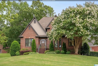 800 Park View Cir, Vestavia Hills, AL 35242