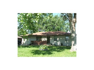 433 Kansas Dr, Iola, KS 66749