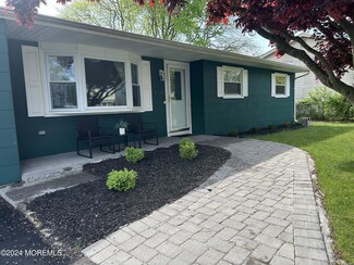 799 Linden Rd, Toms River, NJ 08753
