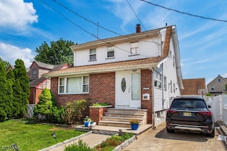 26 Platt Ave, Saddle Brook, NJ 07663