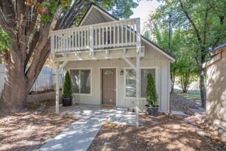 989 Cameron Dr, Big Bear Lake, CA 92315
