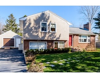 60 Western Ave, Essex, MA 01929