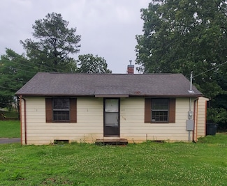 688 Sannoner Ave, Florence, AL 35630