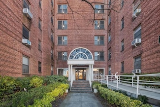 2140 Knapp St Unit 1E, Brooklyn, NY 11229