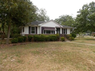 110 Lemmon St, Sumter, SC 29150